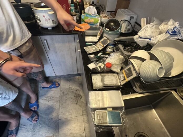 Taiwanese men caught with ketamine, gas stash in Pattaya raid | News by Thaiger