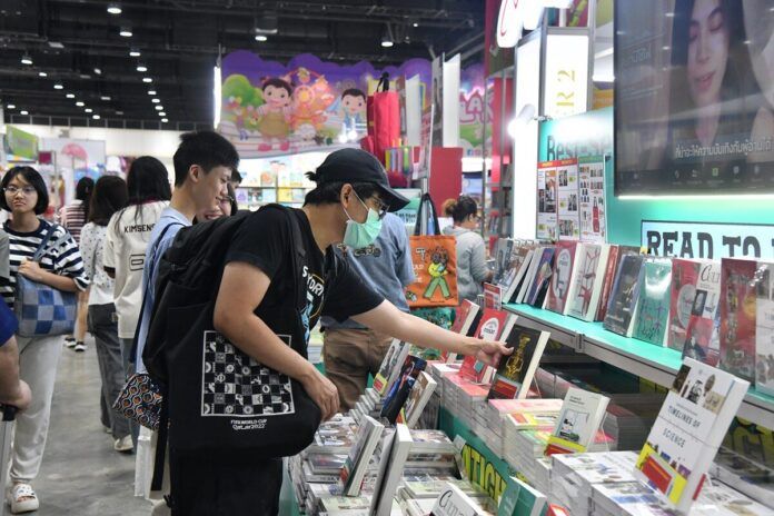 Thailand’s biggest book fair hits the right note in Bangkok (video) | News by Thaiger