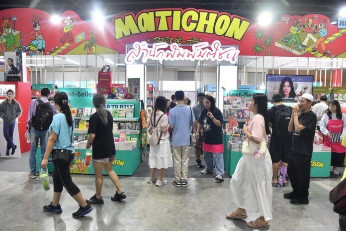 Thailand’s biggest book fair hits the right note in Bangkok (video) | News by Thaiger