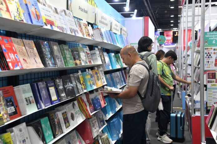 Thailand’s biggest book fair hits the right note in Bangkok (video) | News by Thaiger