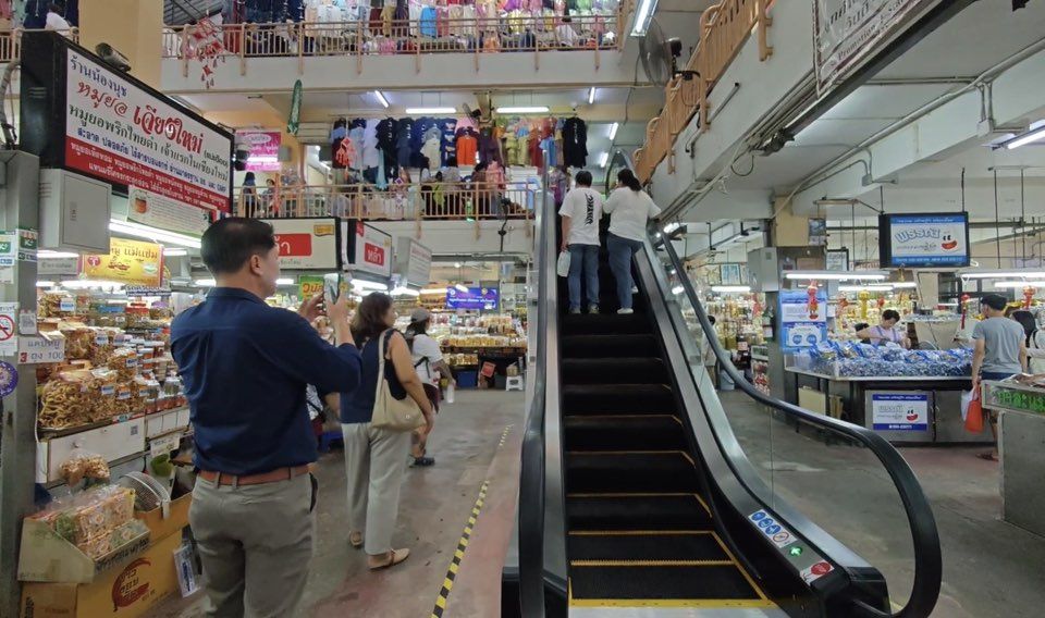Breath of life: Chiang Mai’s ‘frozen’ escalator revived after decades | News by Thaiger