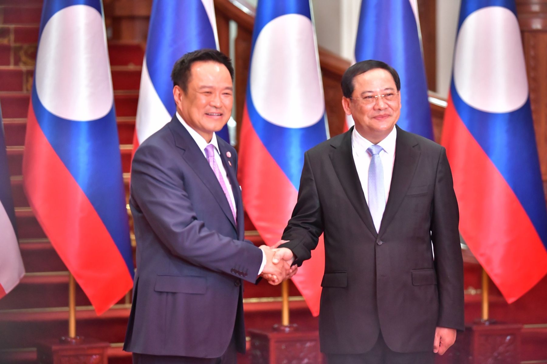 PM Anutin’s first foreign trip seals major Thai-Lao crime pact | News by Thaiger