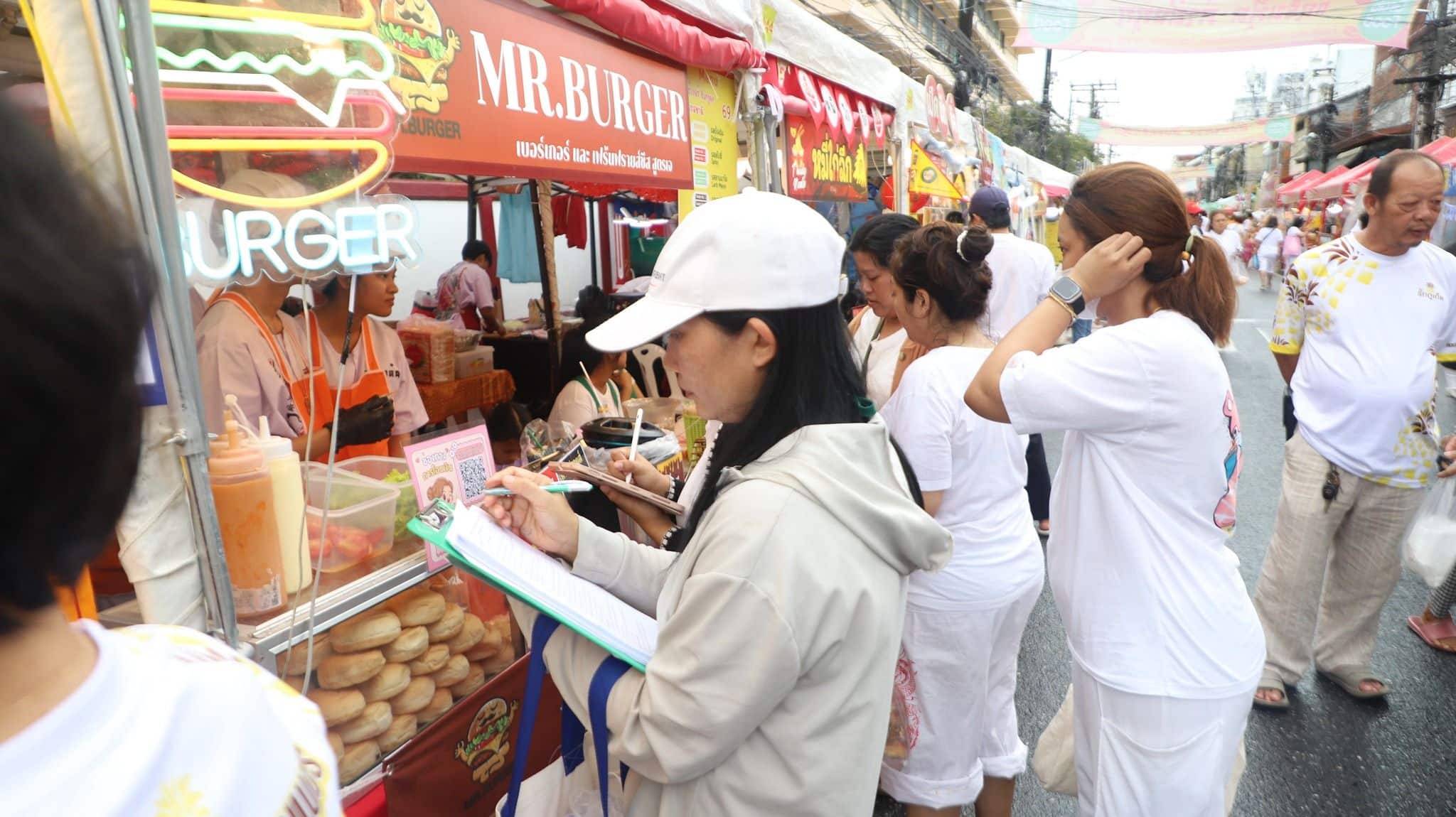 Phuket Vegetarian Festival vendors told to clean up and price up | News by Thaiger