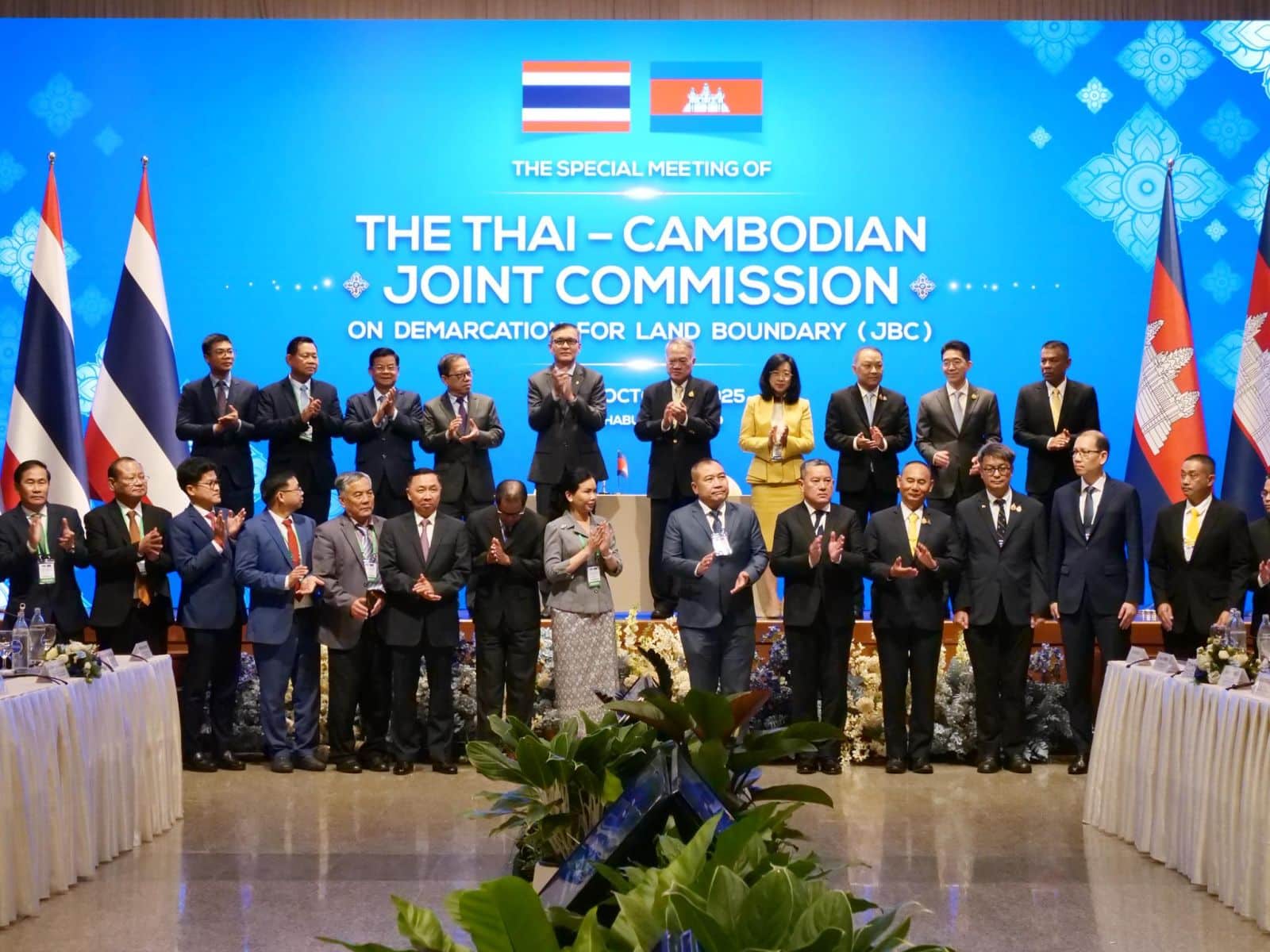 Thailand and Cambodia to sign peace pact at ASEAN Summit | News by Thaiger