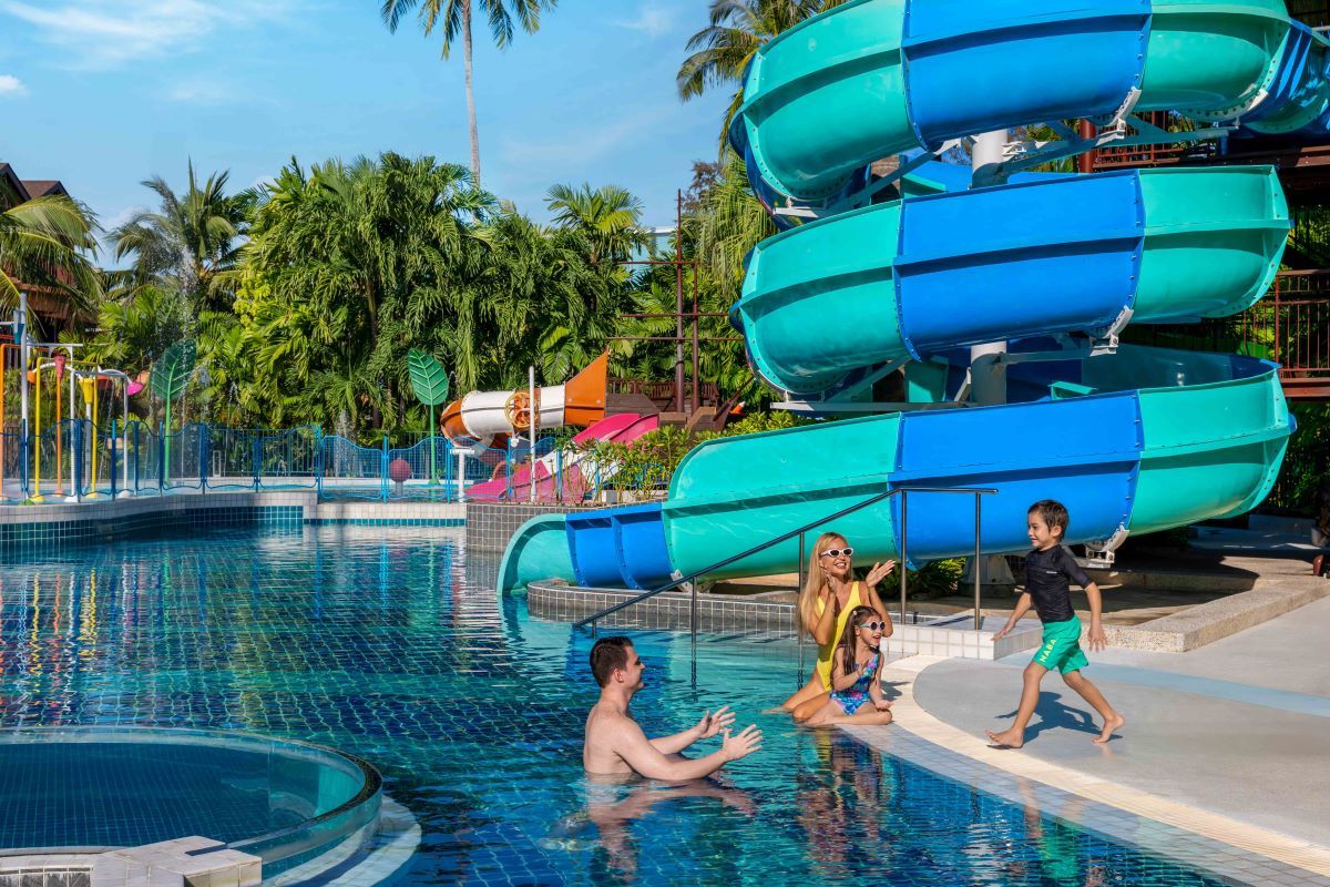 Celebrate the festive season at Courtyard by Marriott Phuket | Thaiger
