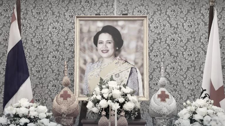 Royal tribute: Loy Krathong to proceed with subdued tone | News by Thaiger