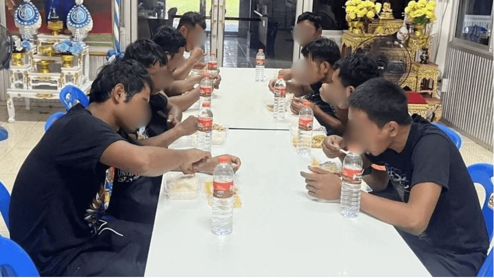 Thai army tells Cambodia: Meet our terms or no soldiers release | News by Thaiger