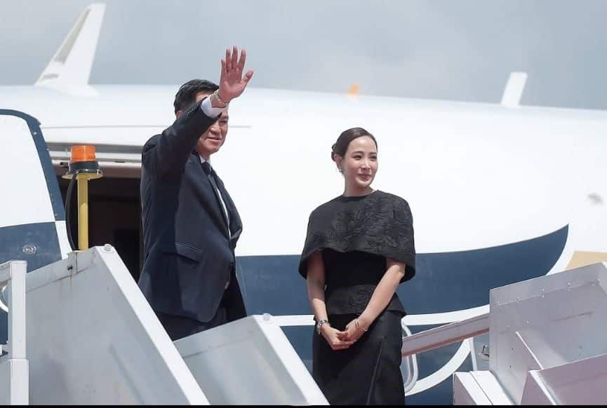 PM Anutin's wife stirs press row with ‘mean’ comment to reporters (video) | News by Thaiger