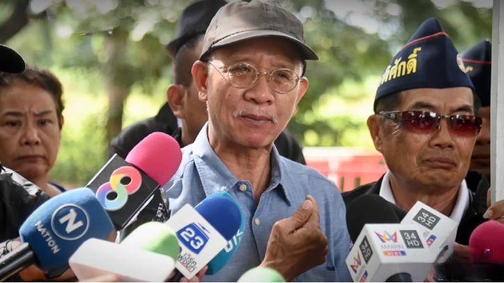 Locals ready tractors to reclaim disputed Thai-Cambodian land | News by Thaiger