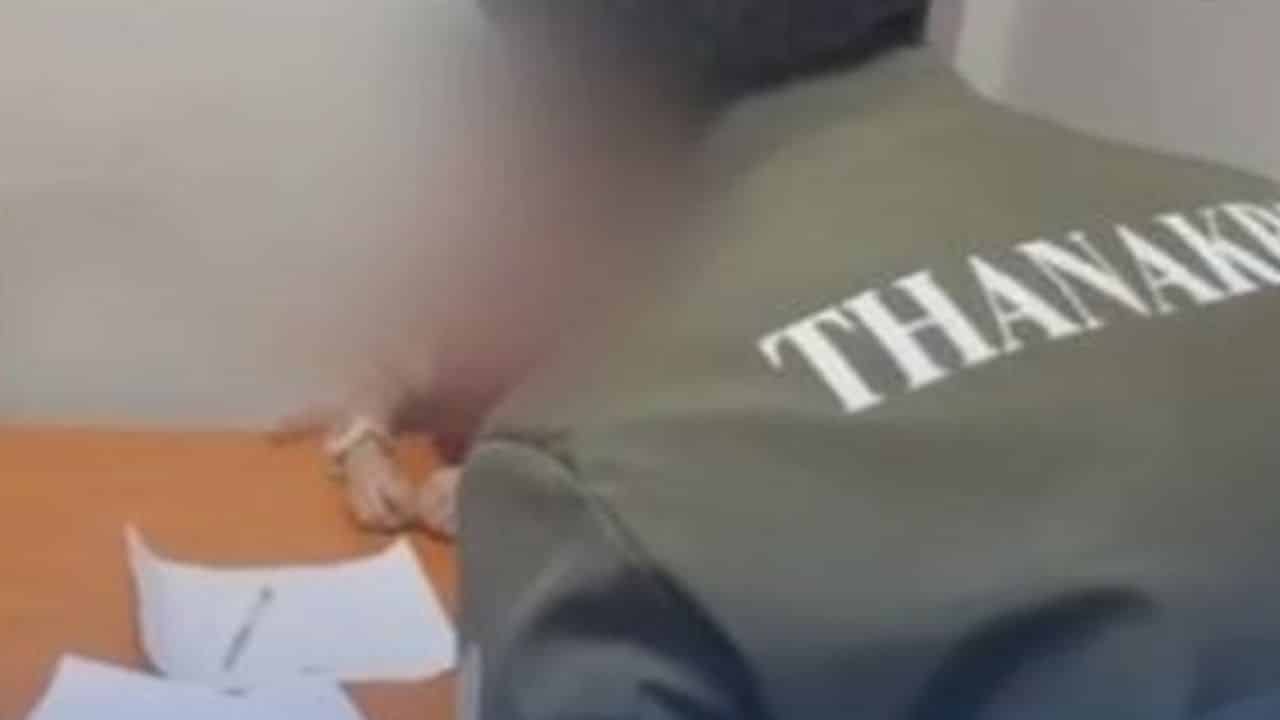 8 year old boy in Bangkok rescued after year of abuse by father | Thaiger