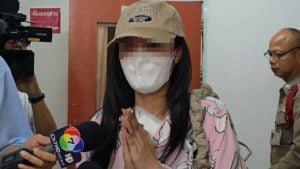 Court grants bail to drunk BMW driver in Nonthaburi wrong-way collision | Thaiger