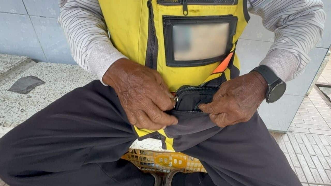 Motorcycle taxi rider groped and robbed by passenger