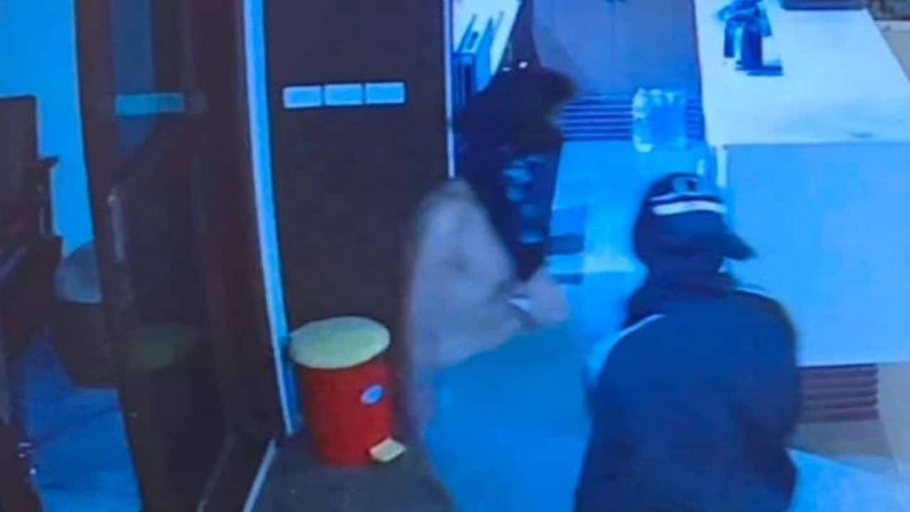 2 thieves steal 10 million baht safe from Trang industrial leader’s home | Thaiger