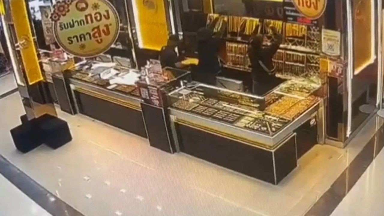 Gang steals 23 million baht gold in narathiwat
