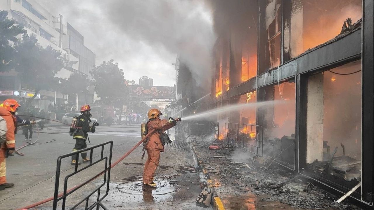Route 66 safe after fire