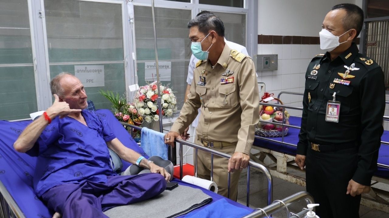 British explorer in Tham Luang rescue mission battles pneumonia