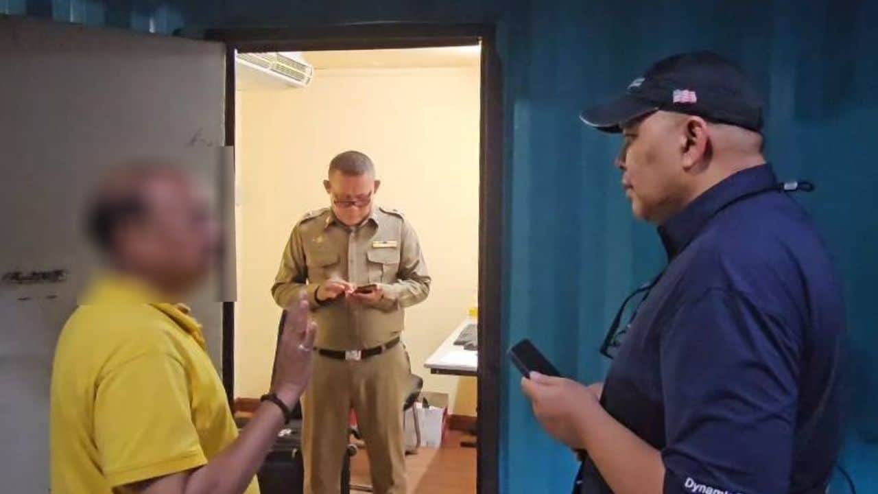 2 transwomen spray chemical, attack, and rob Indian man in Pattaya hotel | Thaiger