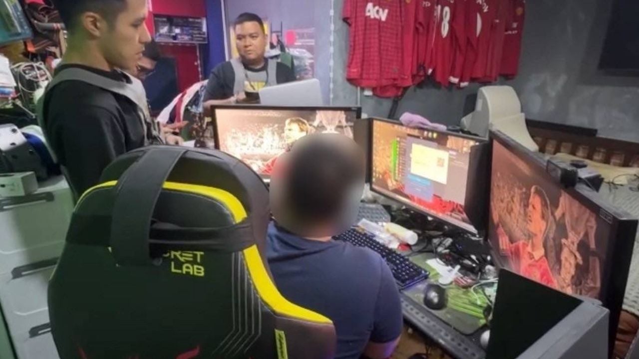 18 sports commentators arrested for illegal football streaming and gambling promotion | Thaiger