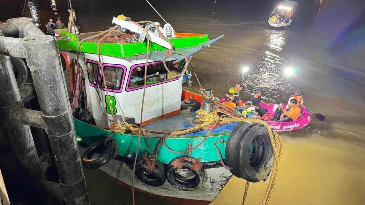 boat driver survives but pregnant wife missing in Ayutthaya tugboat accident