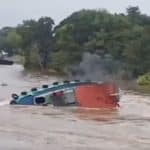 Pregnant woman missing after tugboat capsizes in Ayutthaya river | Thaiger