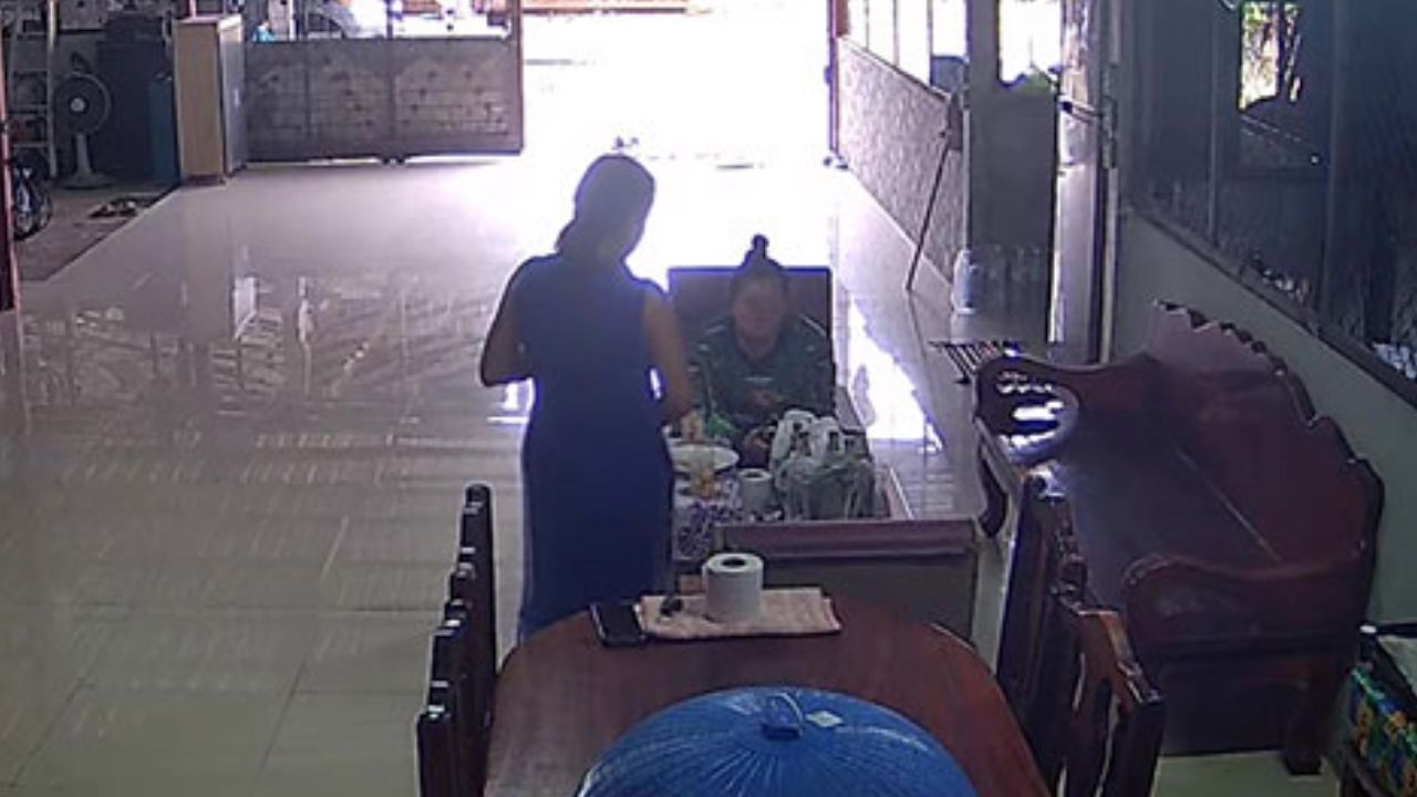 Thai woman loses 30,000 baht in foreign husband matchmaking scam | Thaiger