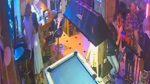 Pattaya woman slashes her own throat after argument with foreign boyfriend | Thaiger