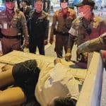 Chinese man stabs Pattaya officer with pen during roadside rampage | Thaiger