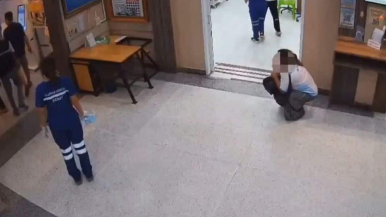 Thai man in critical condition dies after pickup truck blocks hospital ambulance