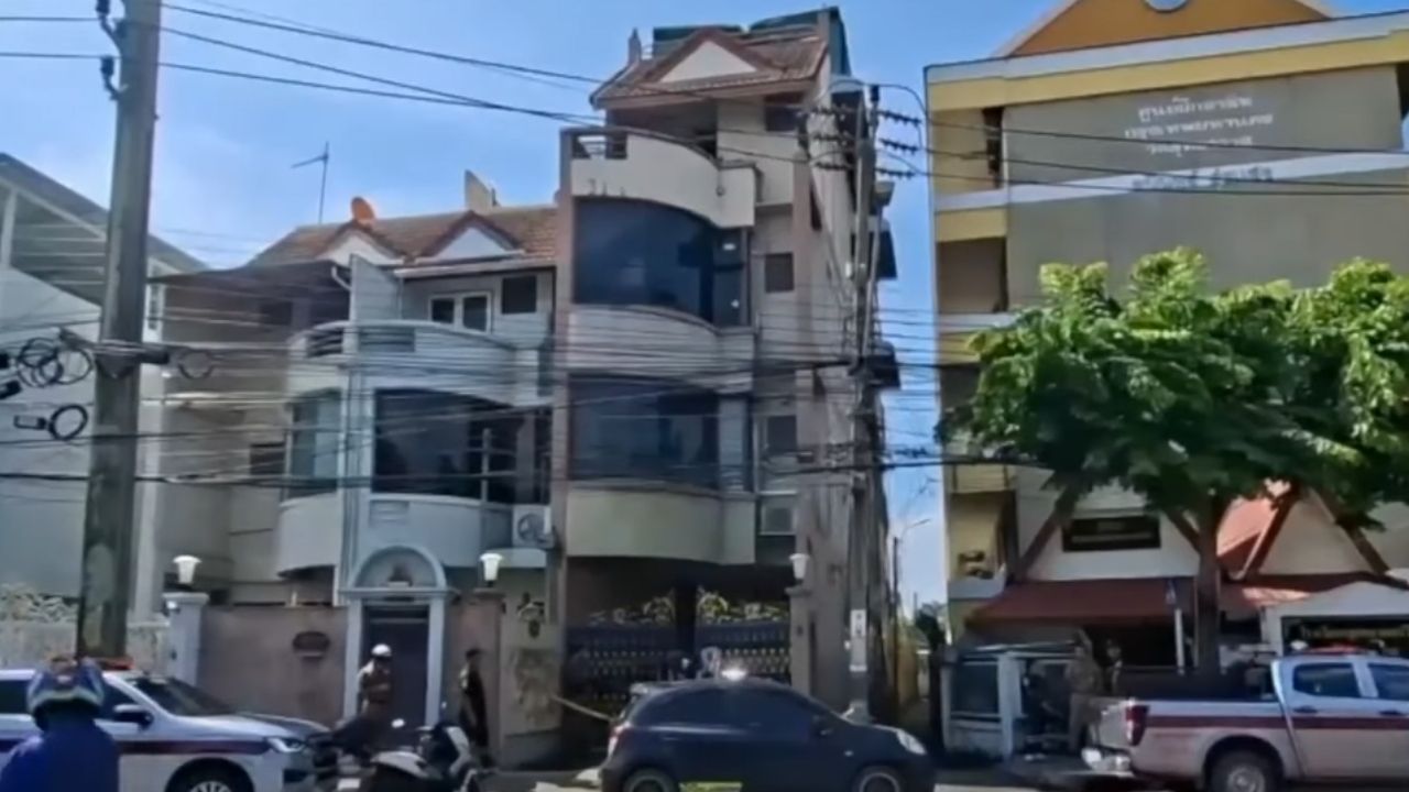 Thai man kills wife and daughter before taking his own life in Bangkok house