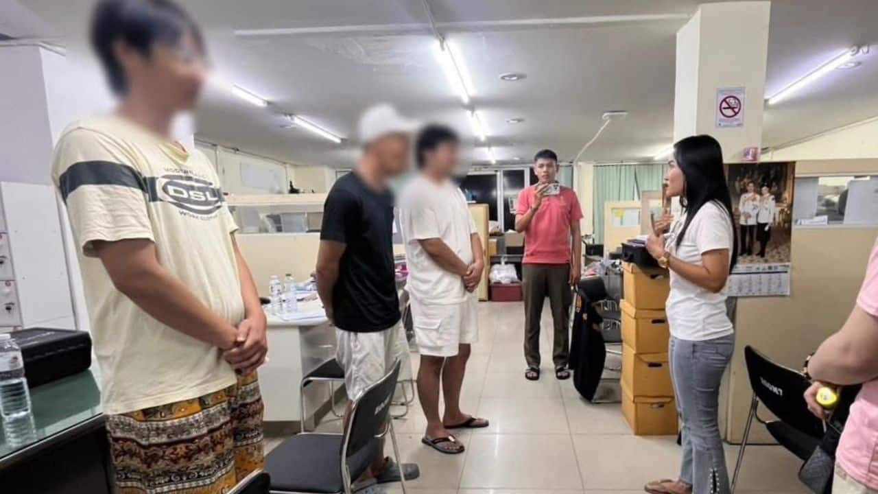 3 Japanese tourists fined for lifting skirt of Pattaya hairdresser | News by Thaiger