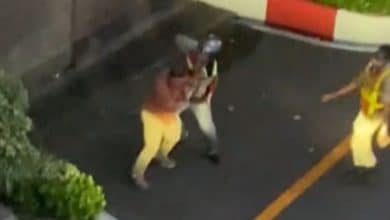 Bangkok taxi rider fights foreign passenger over drop-off spot dispute | Thaiger
