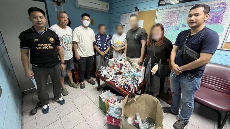 Chinese tourist's 'stolen' figurines found in Bangkok mix-up | News by Thaiger