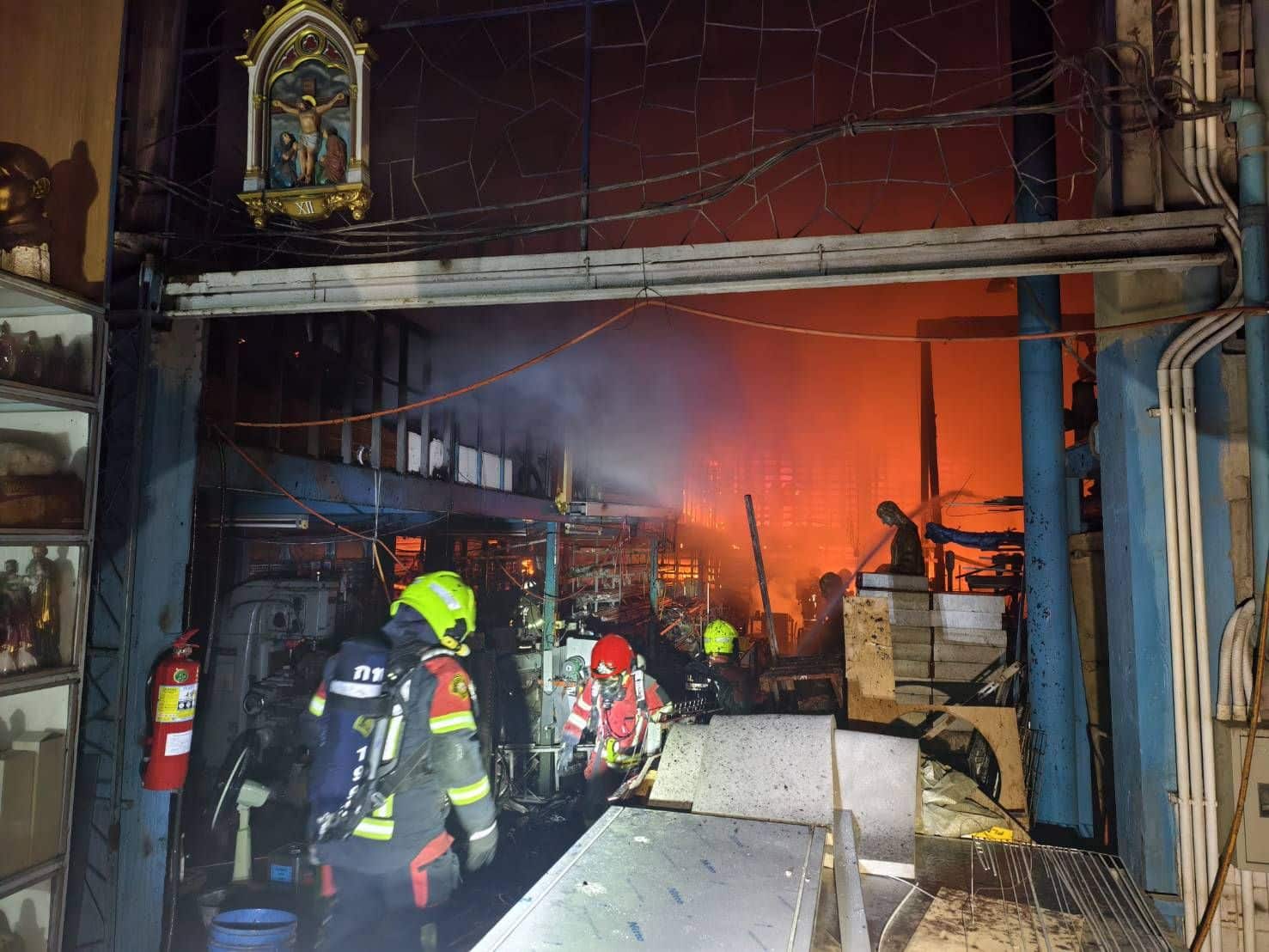 Jesus on fire: Blaze tears through idol factory in Bangkok | News by Thaiger