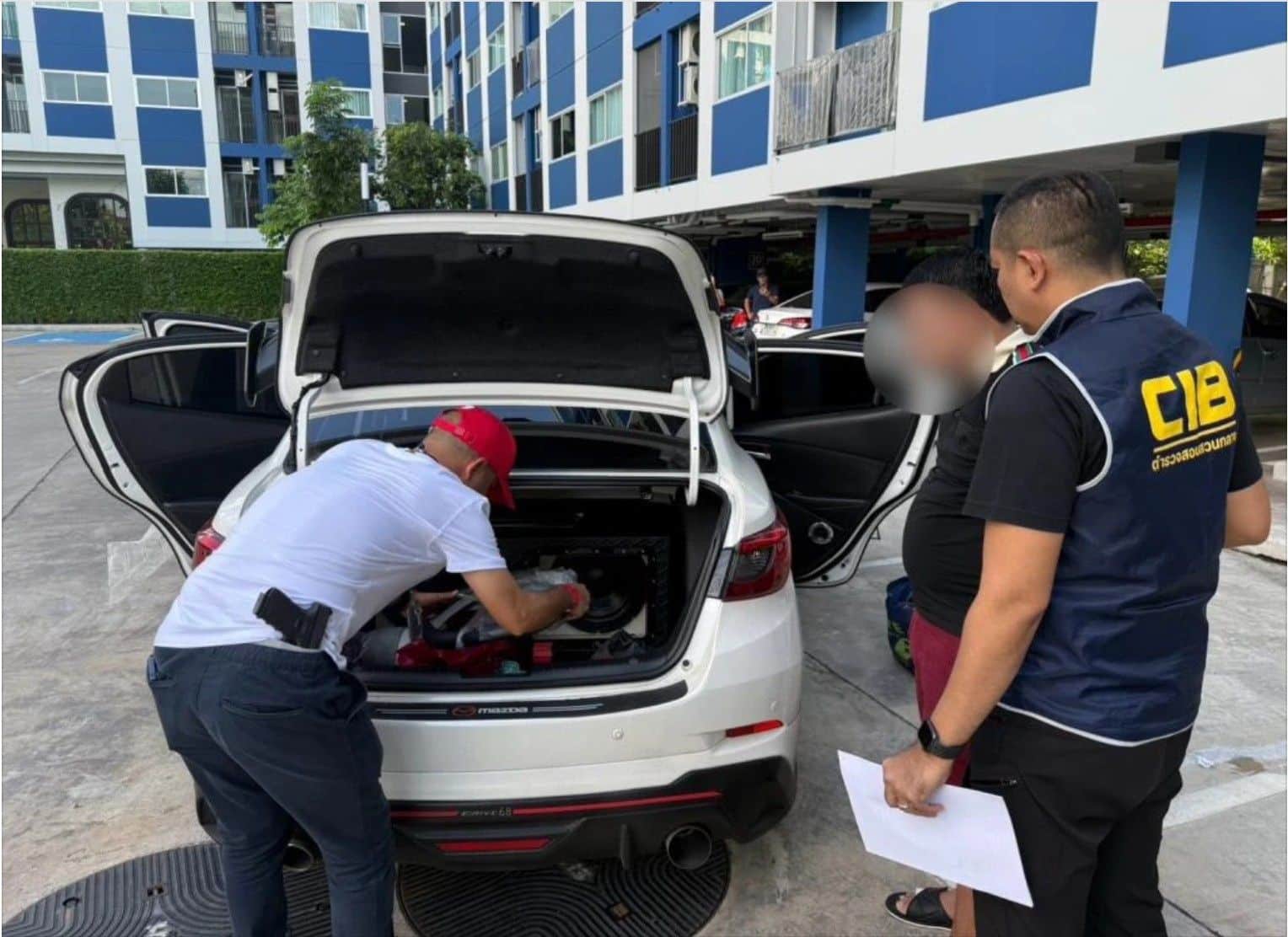Southern drug kingpin arrested hiding out in Bangkok condo | News by Thaiger