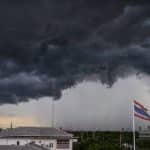 Storm batters southern Thailand as cooler north warms up | Thaiger