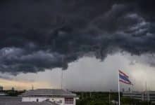 Storm batters southern Thailand as cooler north warms up | Thaiger