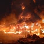 Bangkok plastic factory blaze forces workers to flee | Thaiger