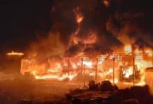 Bangkok plastic factory blaze forces workers to flee | Thaiger