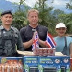 British actor flies in to boost morale at Trat border post | Thaiger