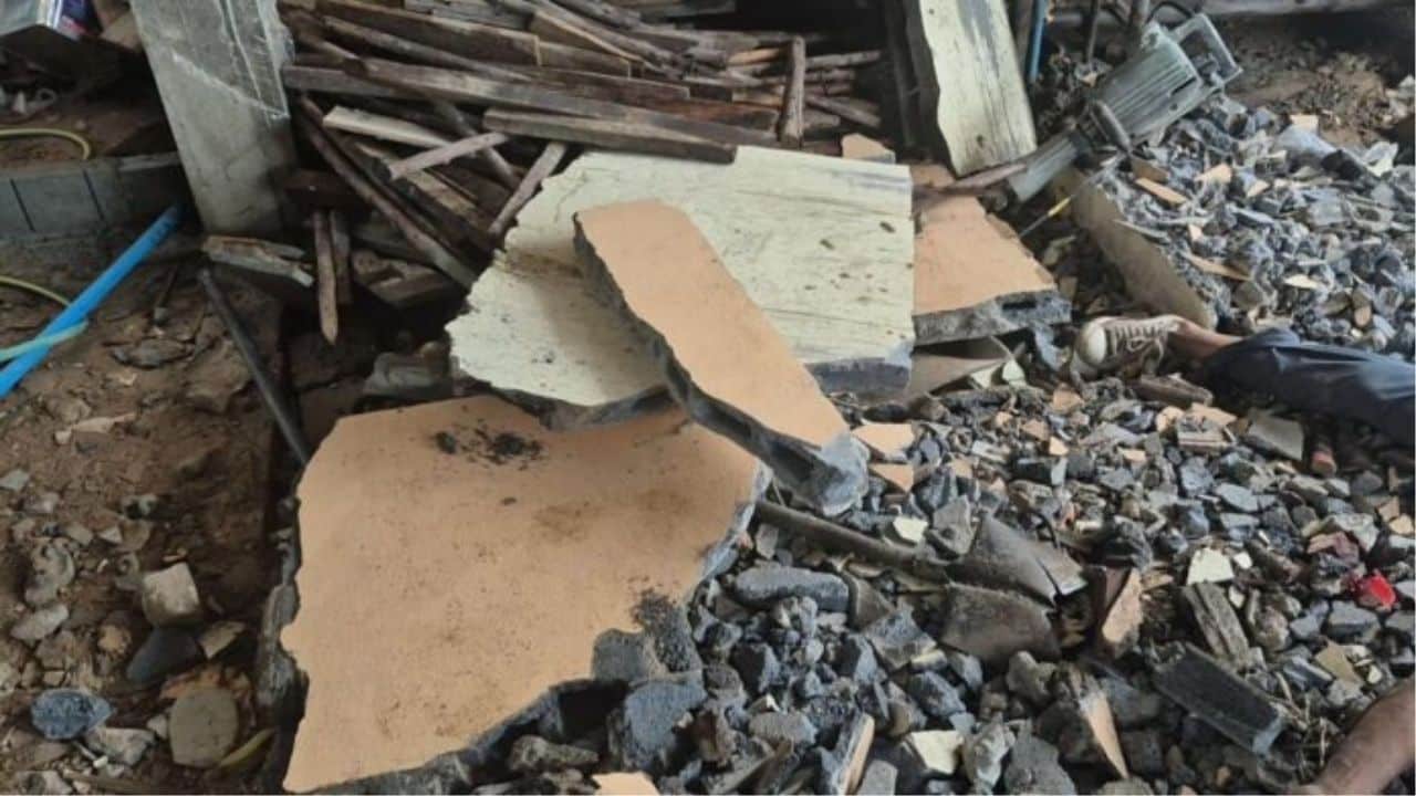 Contractor crushed in horror wall collapse at Pattaya home | Thaiger