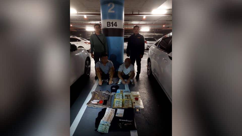 Chinese duo busted at Suvarnabhumi after Bangkok burglary spree | News by Thaiger