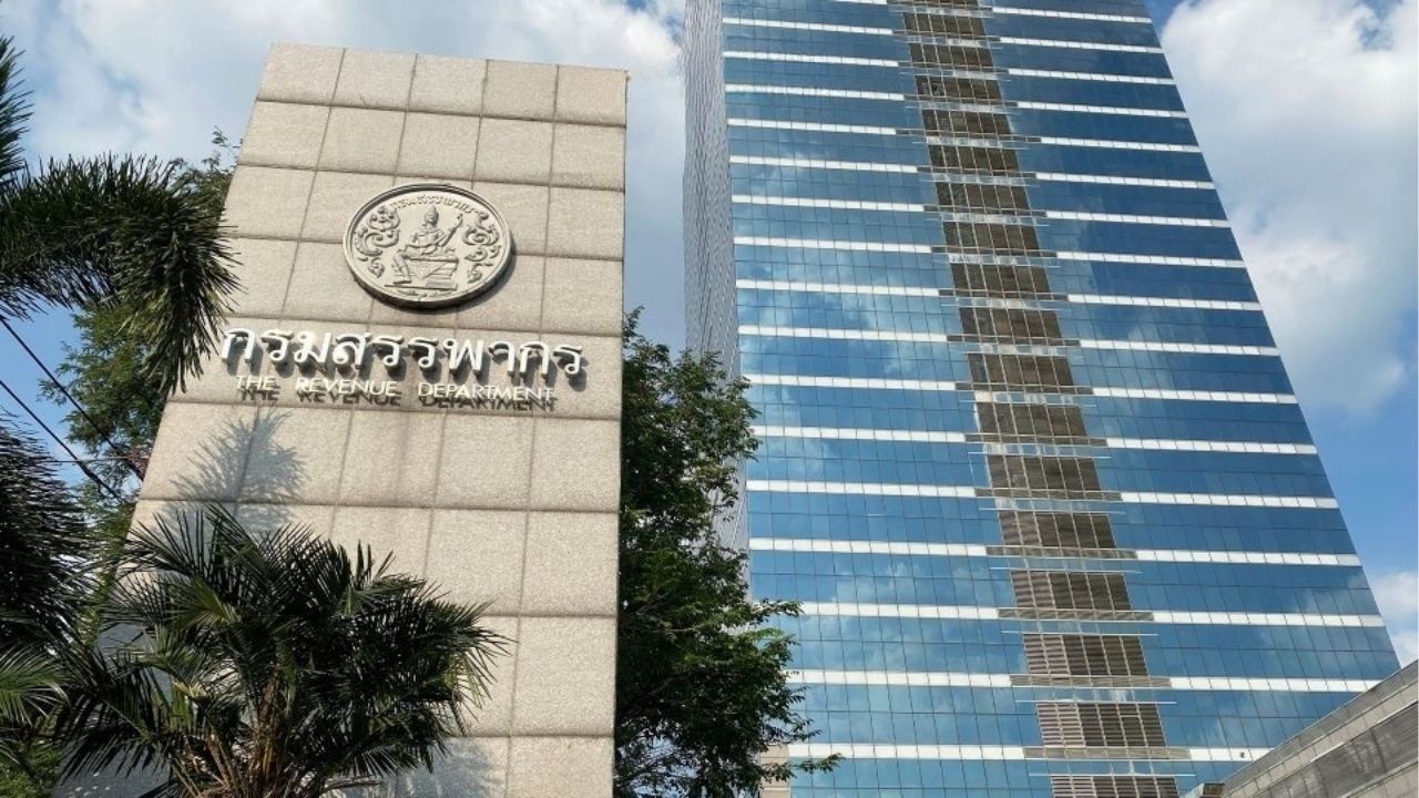 Thai Revenue Department warns influencers: Pay your fair share | Thaiger