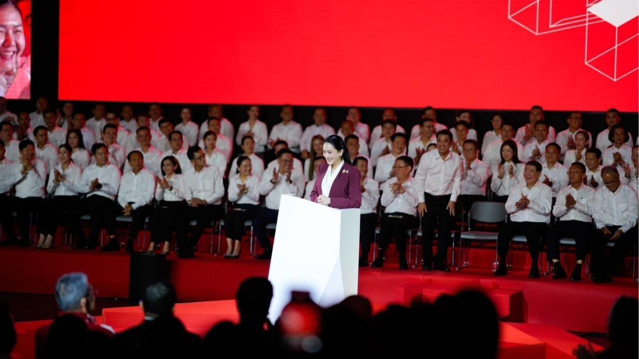 Curtain call: Paetongtarn quits Pheu Thai ahead of party shake-up | Thaiger