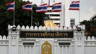 Ministry confirms schools can celebrate during mourning | Thaiger