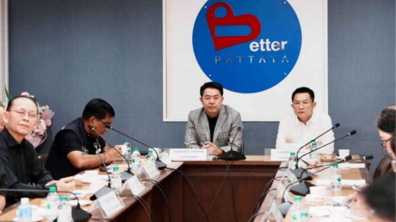 Pattaya mayor orders urgent cleanup of city eyesores | Thaiger