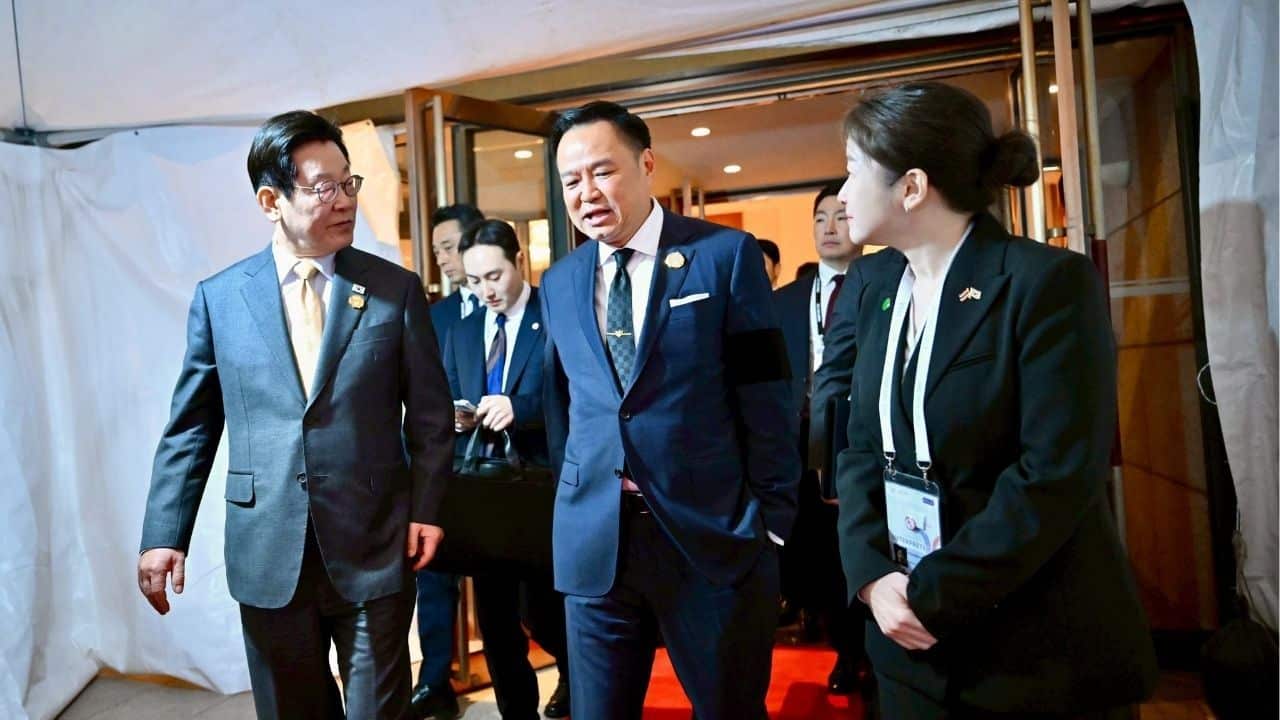 Anutin pushes China on rice deal at high-stakes APEC summit | Thaiger