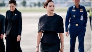 PM Anutin&#8217;s wife stirs press row with ‘mean’ comment to reporters (video) | Thaiger