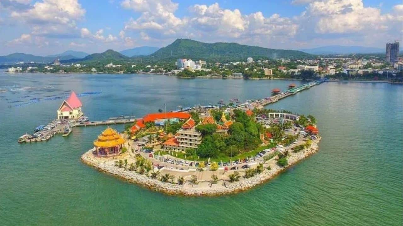 Sri Racha approves 175-million-baht boost for parking | Thaiger