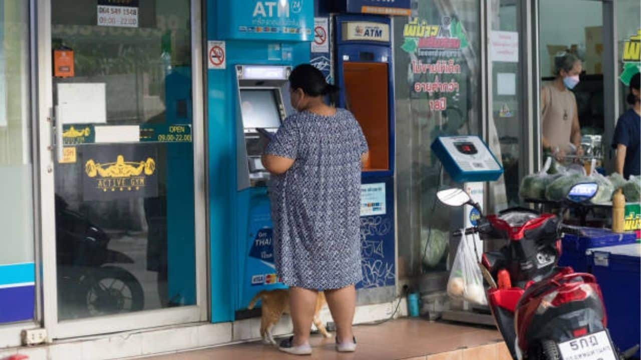 Bank of Thailand to roll out white-label ATM licences next year | Thaiger