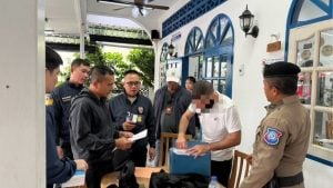 Phuket raids target foreigners in illegal business crackdown | Thaiger